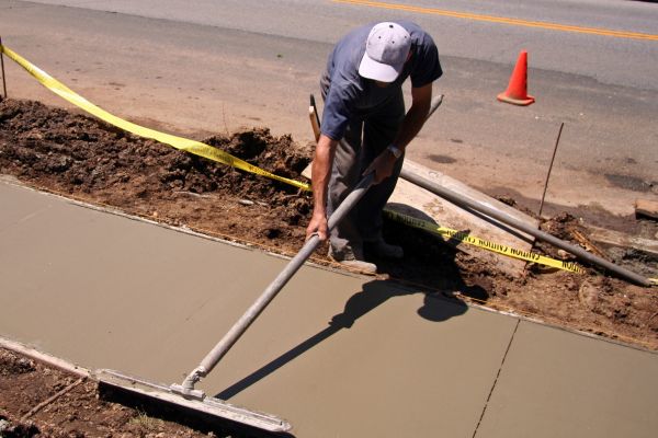 Cost of Sidewalk Pouring in Greeley