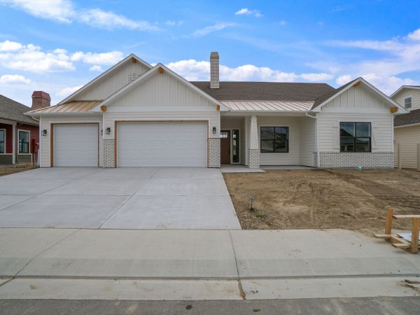 Cost of Driveway Apron Paving in Greeley